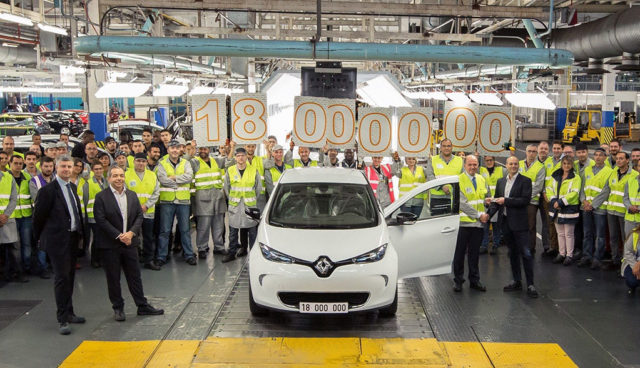 Renault-ZOE-18-millionstes-Fahrzeug
