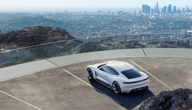 Porsche-Tesla-Elektroauto