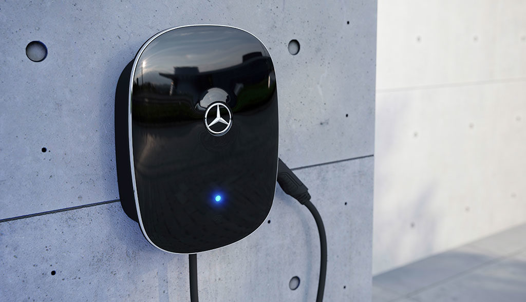 Mercedes-Benz-zeigt-neue-Elektroauto-Wallbox-