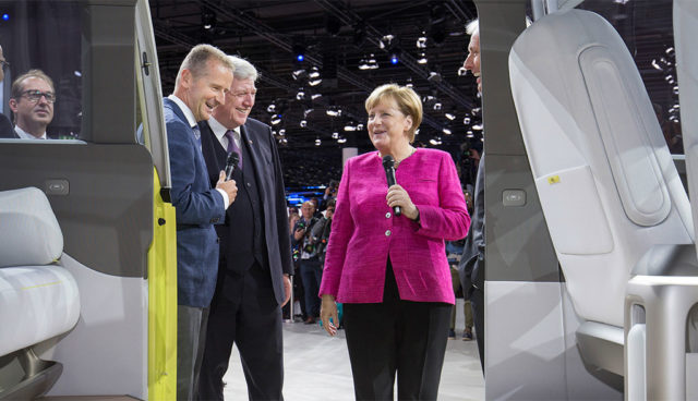 Merkel-Diesel-Elektroauto-1