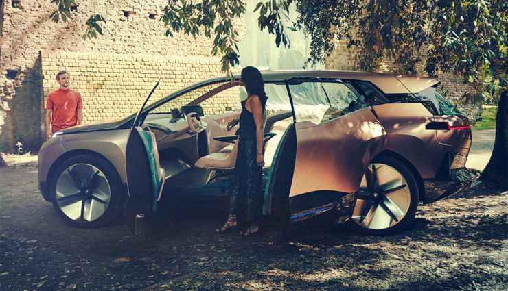 BMW-Vision-iNEXT-2021-13