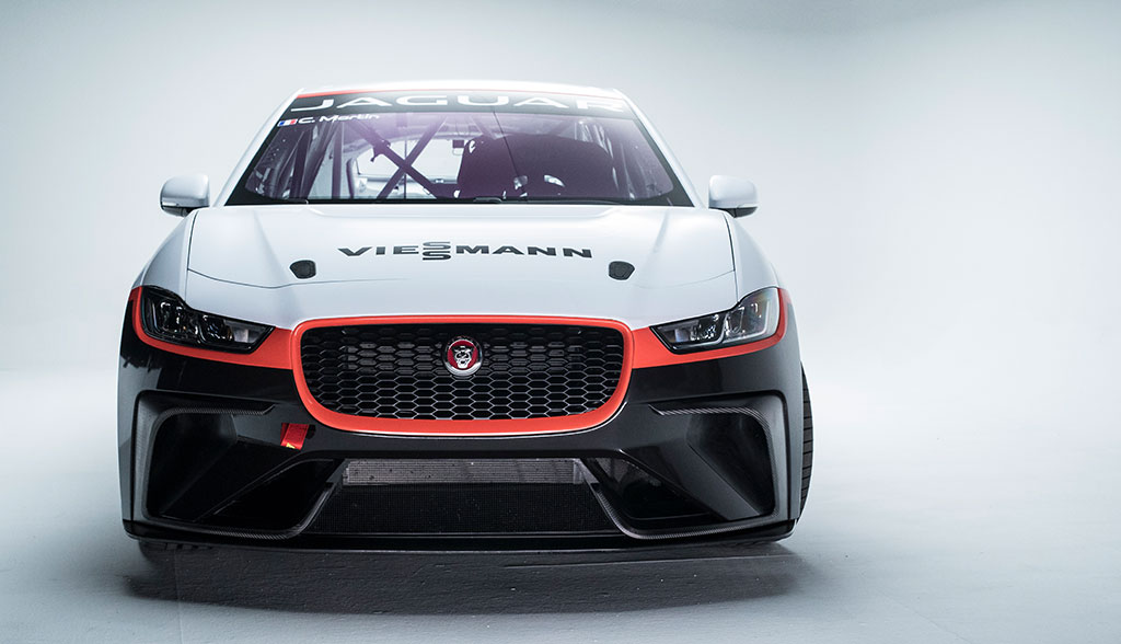 Jaguar-I-Pace-E-Trophy-2