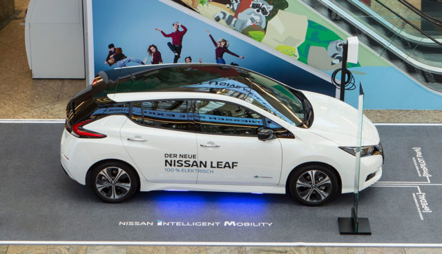 Nissan-LEAF