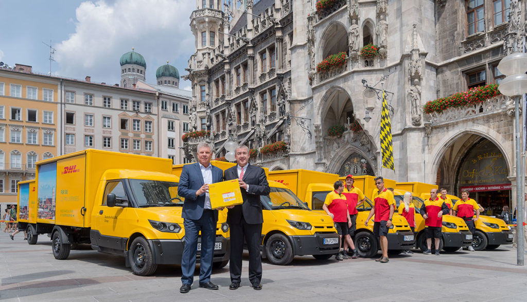 Deutsche post. Дойч пост. Deutsche Post AG. STREETSCOOTER Predochraniteli. Deutsche Post auto.