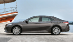 Toyota-Camry-2019-8