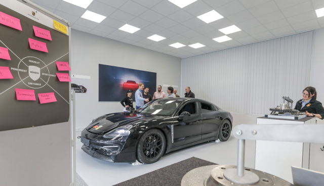 Porsche-E-Mobilitaet-Schulungen