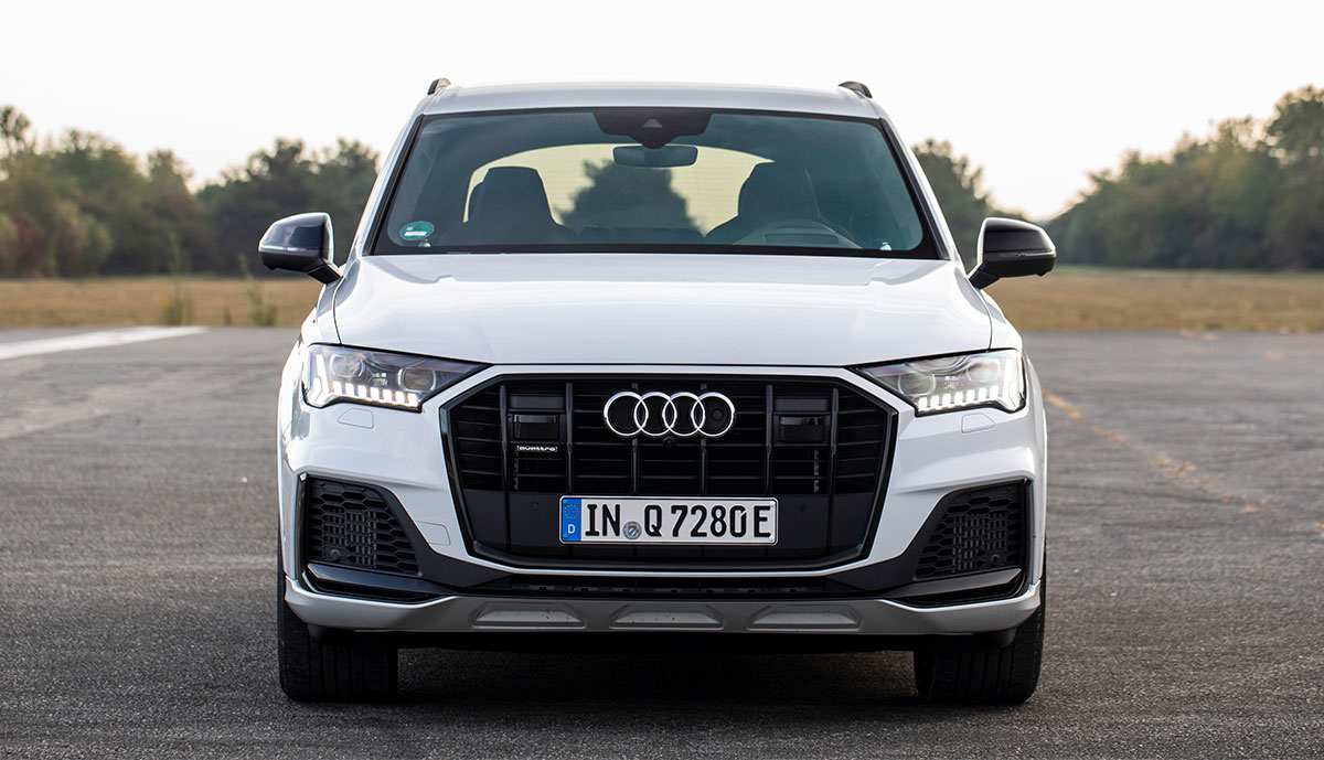 Audi-Q7-TFSI-e-2019-5