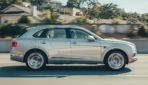 Bentley-Bentayga-Hybrid-2019-6