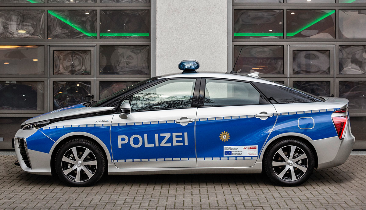 Toyora-Mirai-Polizei-Berlin-4
