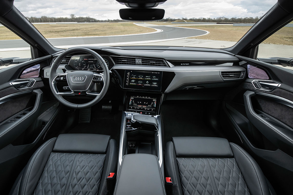 Audi-e-tron-S-2020-11
