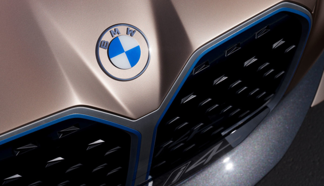 BMW-i4-neues-Logo
