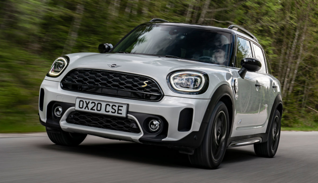 MINI-Cooper-S-E-Countryman-ALL4-20201
