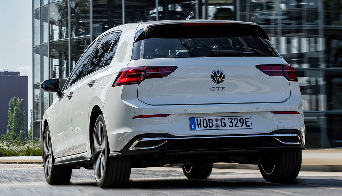 VW Golf GTE-2020-8-4