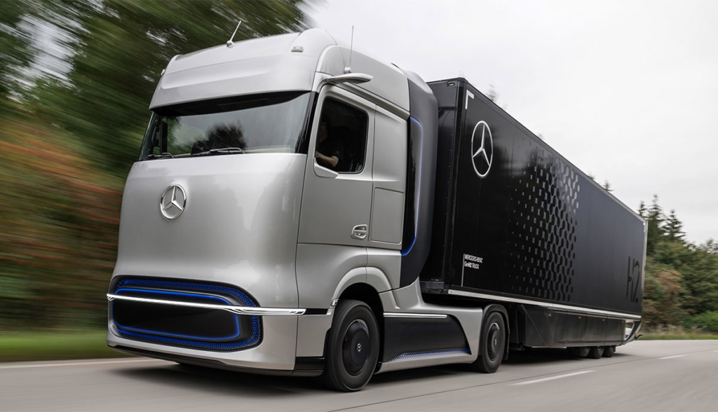 Mercedes-GenH2-Truck.jpg7