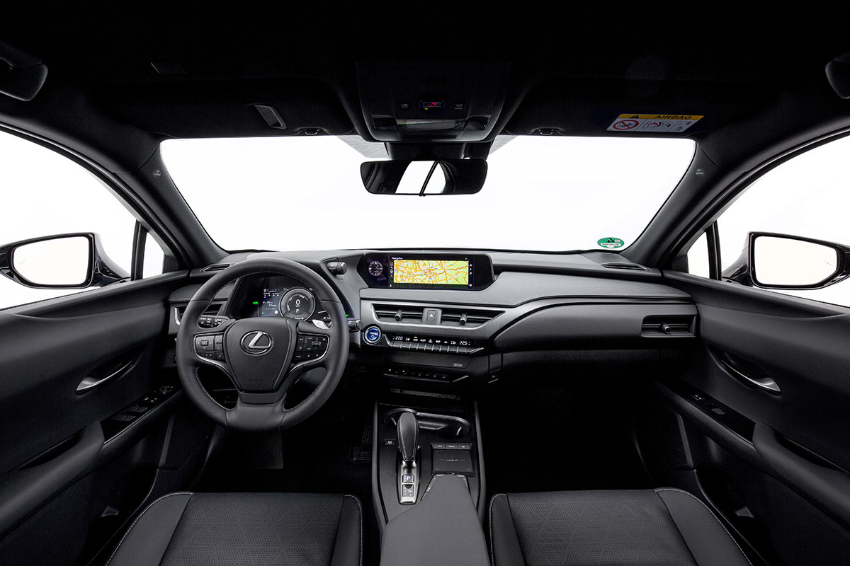 Lexus UX 300e-2020-8