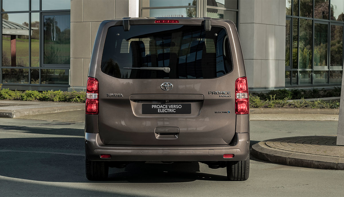 Toyota-Proace-Verso-Electric-2020-7