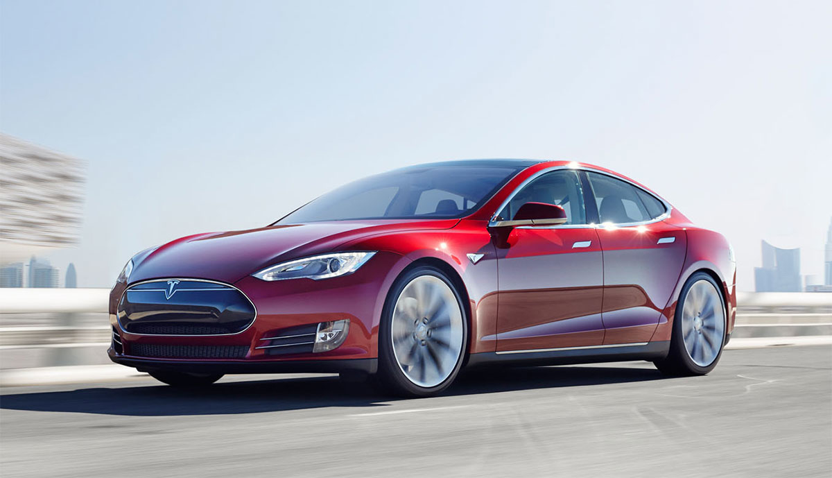 Tesla-Model-S-rot