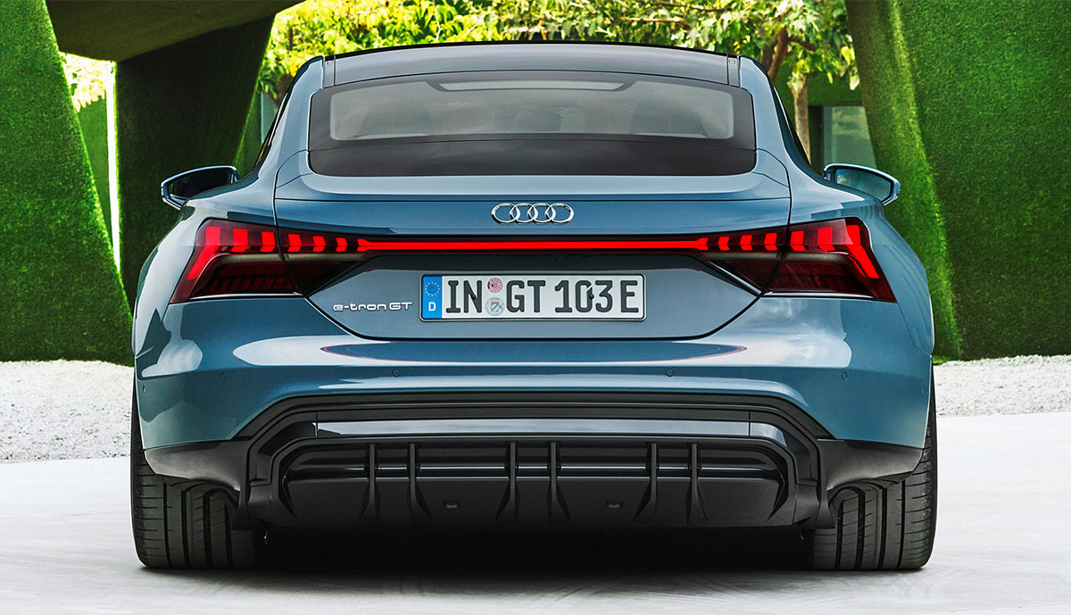 Audi-e-tron-GT-quattro-2021-7