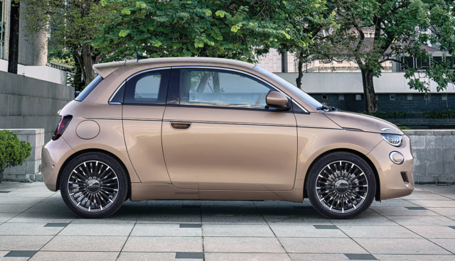 Fiat-E500-Elektro-2020
