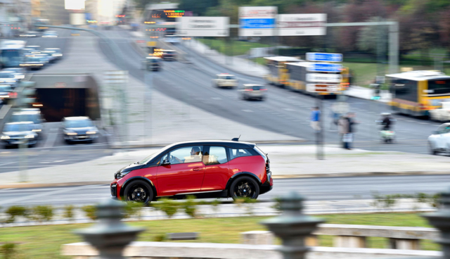 BMW-i3-rot