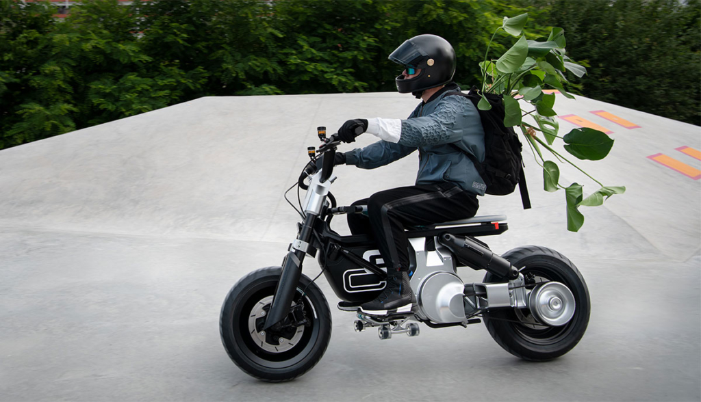 BMW-Motorrad-Concept-CE-02-2021-3