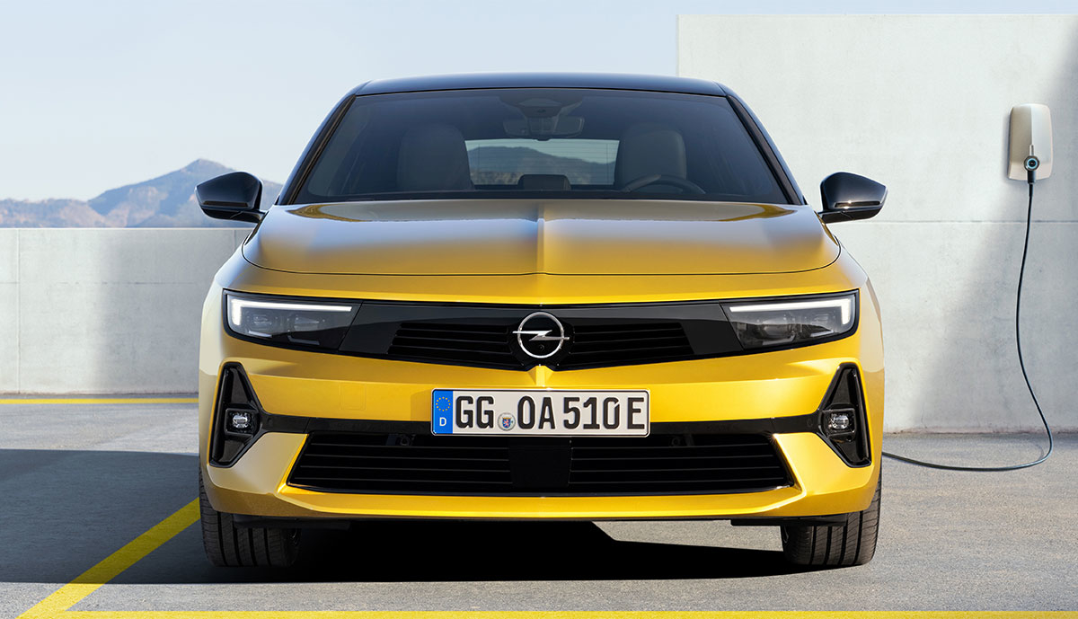 Opel Astra Hybrid-3