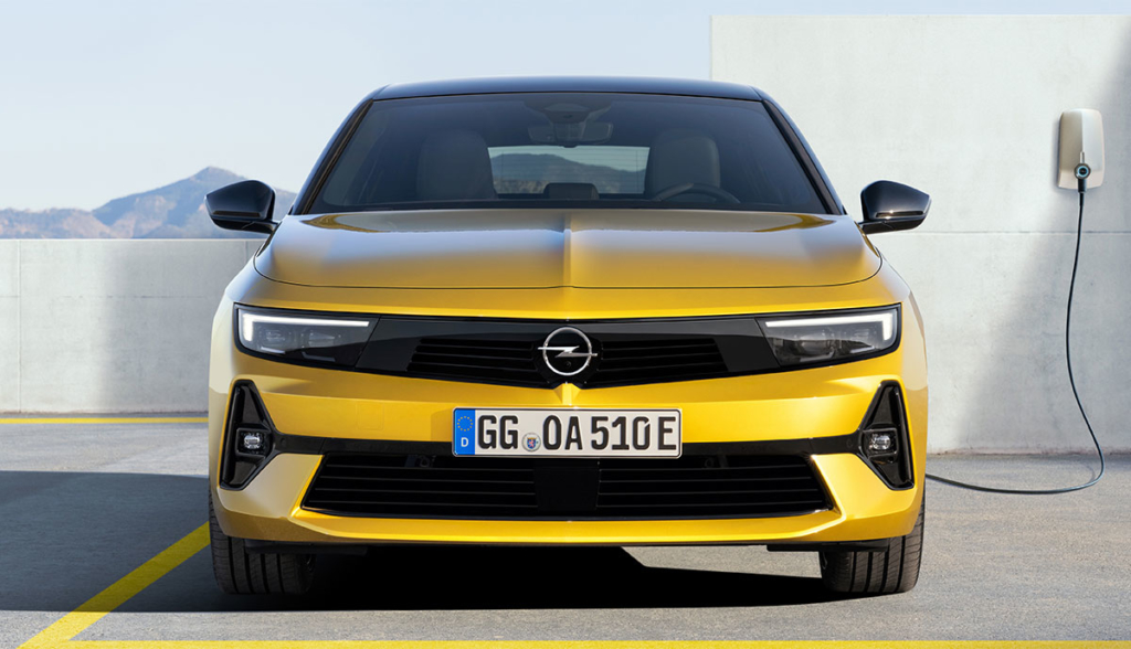 Opel-Astra-Plug-in-Hybrid-2021-4