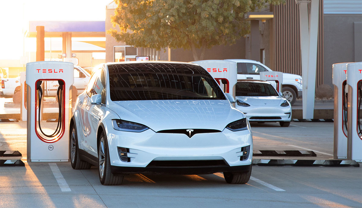 Tesla-Supercharger-Model-X
