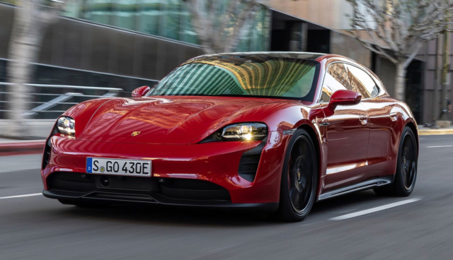 Porsche_Taycan_GTS_Sport_Turismo