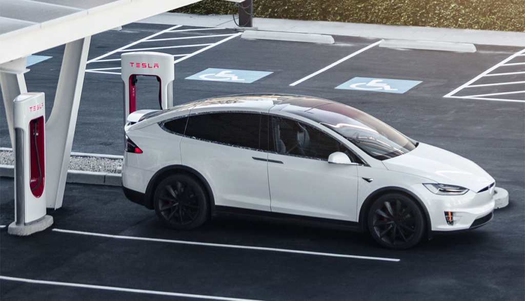 Tesla erhöht SuperchargerPreis auf 45 Cent/kWh