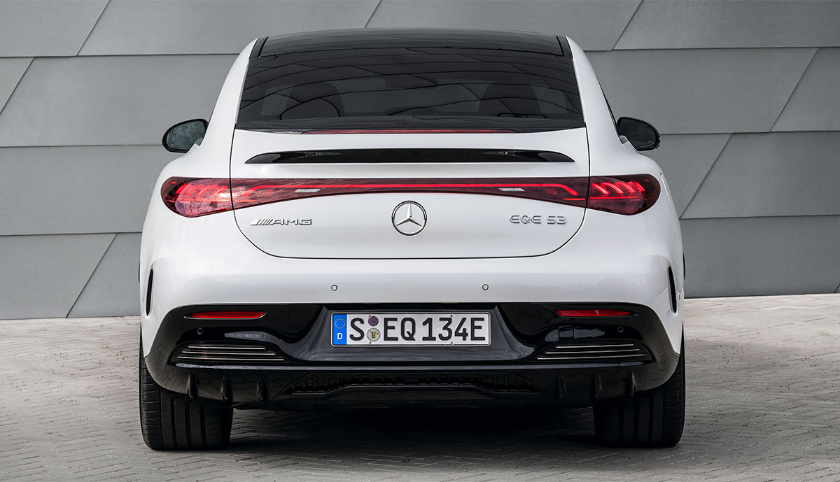 Mercedes-AMG-EQE-2022-5