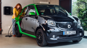 Smart-ForFour-Ladestation-358x200.jpg