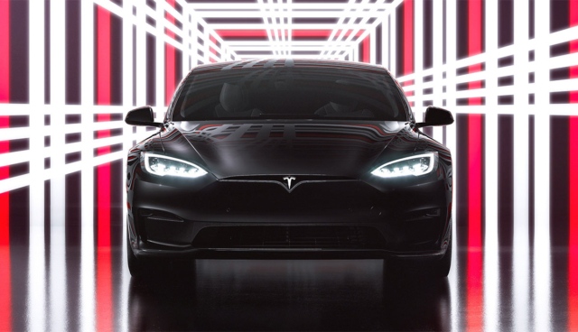 Tesla-Model-S-Plaid