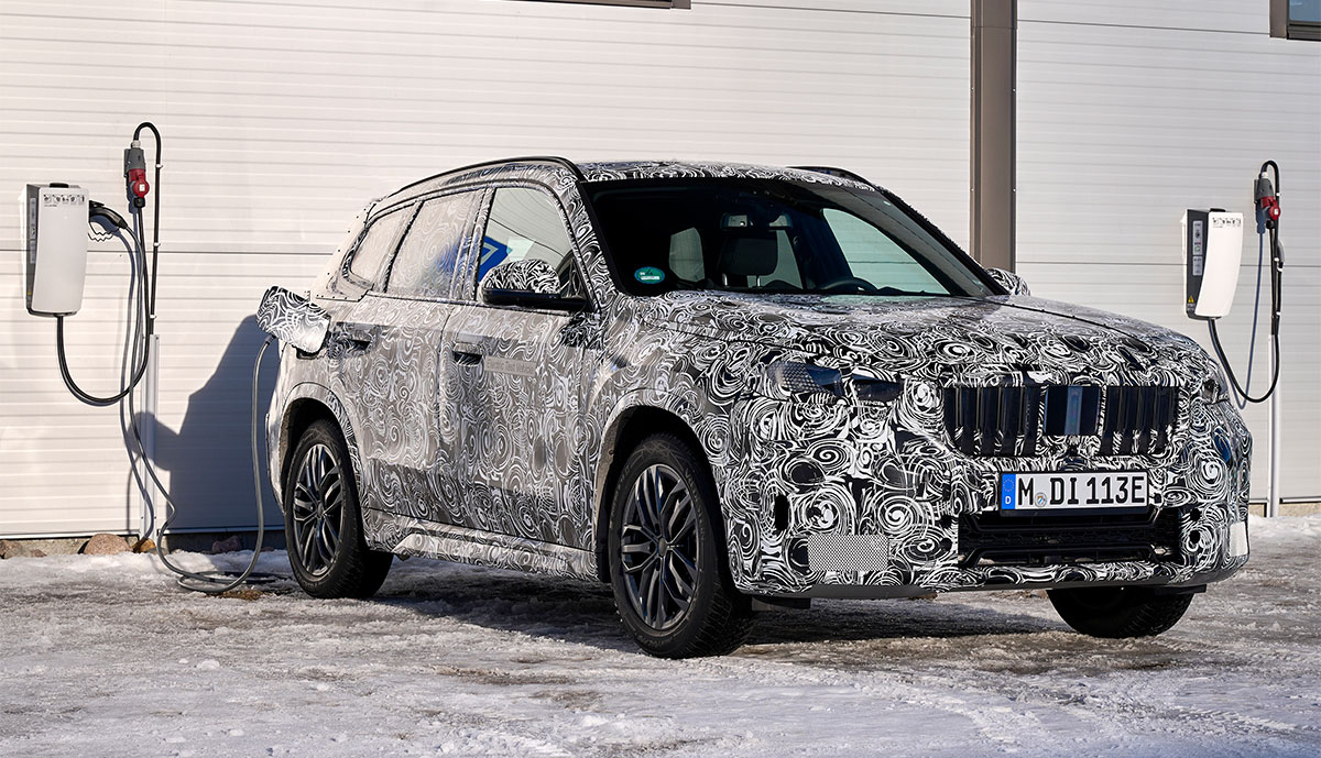 BMW-iX1-getarnt-2022-1