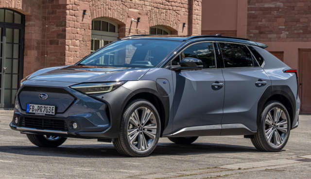 Subaru-Solterra-2022-7