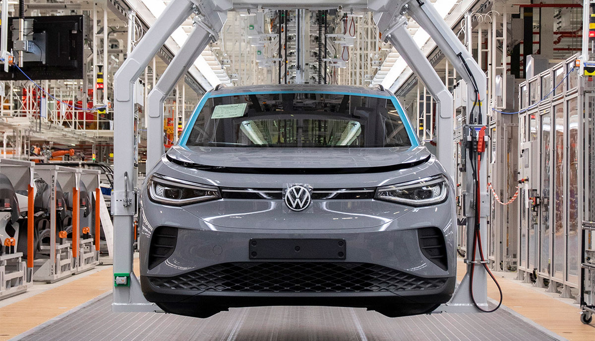 Volkswagen startet in Emden zweite deutsche Elektroauto-Fertigung