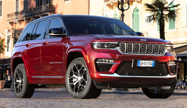 Jeep-Grand-Cherokee-4xe-2022-4