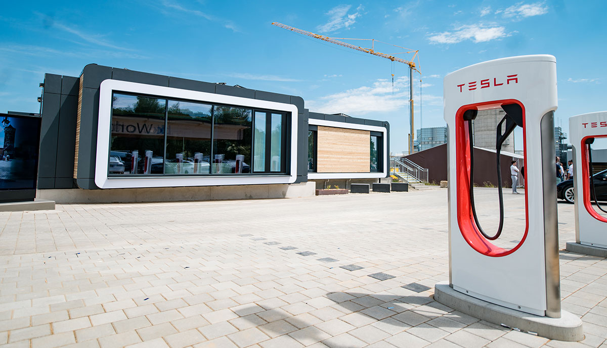 bk-World-Elektroauto-Ladelounge-2022-4