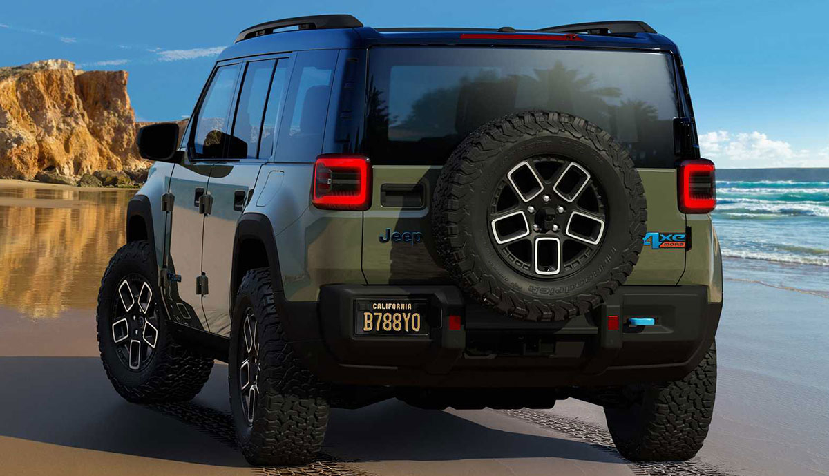 2024-jeep-recon-rear-view