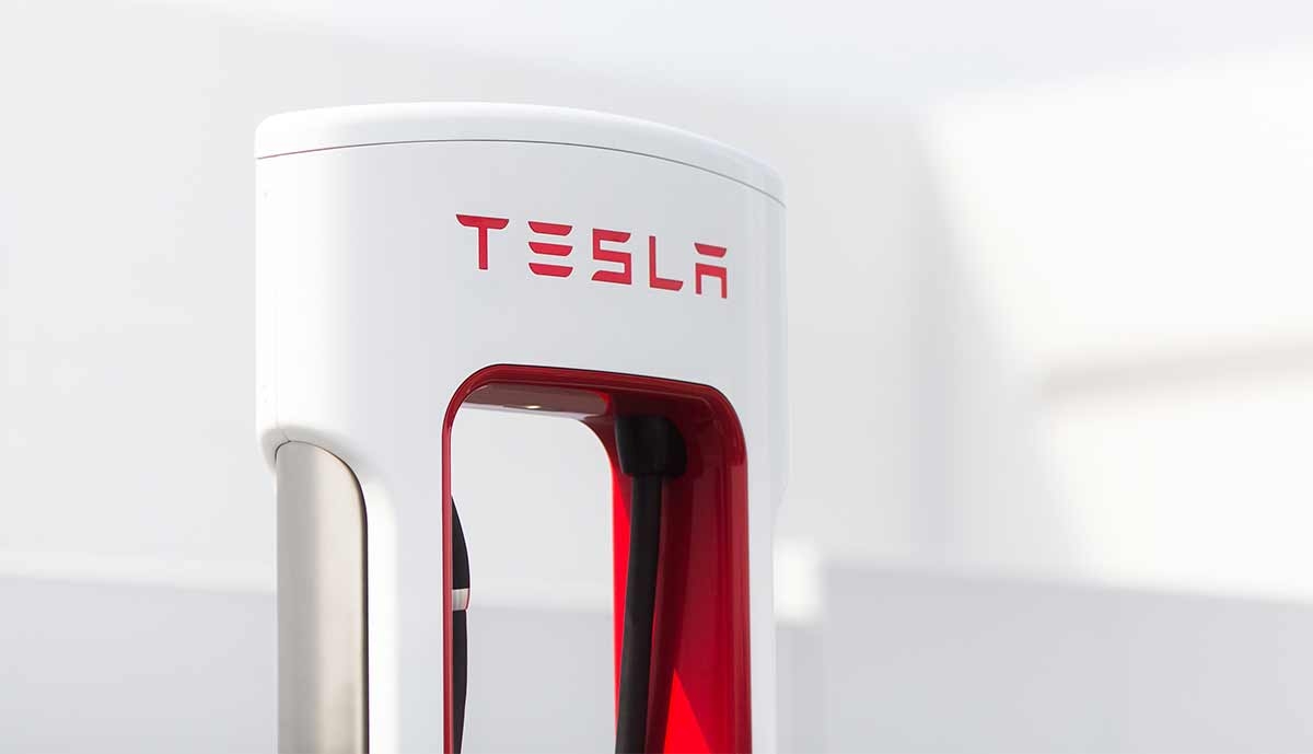 Tesla-Supercharger