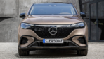 Mercedes-EQE-SUV-2022-2