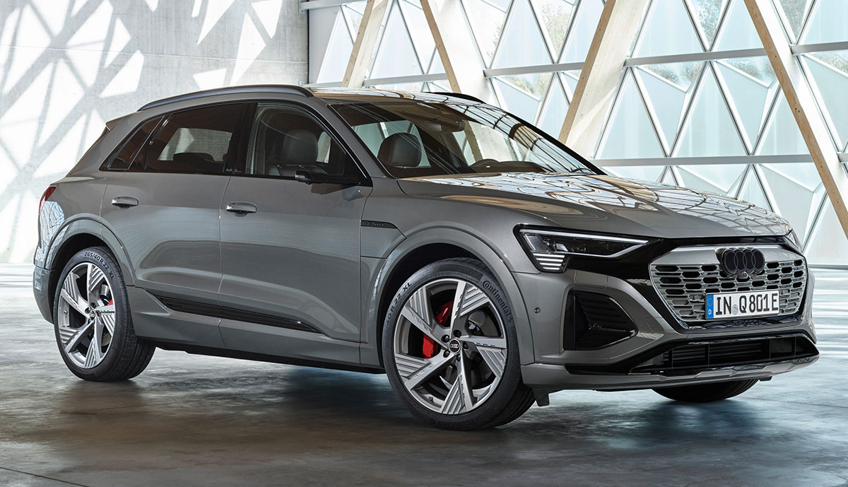 Audi-Q8-e-tron-2022-1