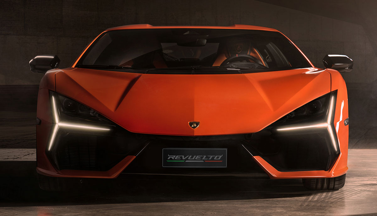 Lamborghini-Revuelto-2023-4