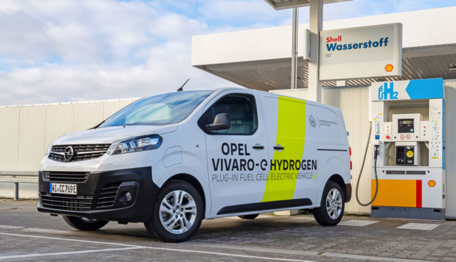 Opel-Vivaro-e-HYDROGEN