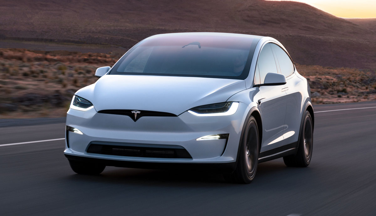 Tesla-Aktie: E-Auto-Marke wird teuerster Autohersteller