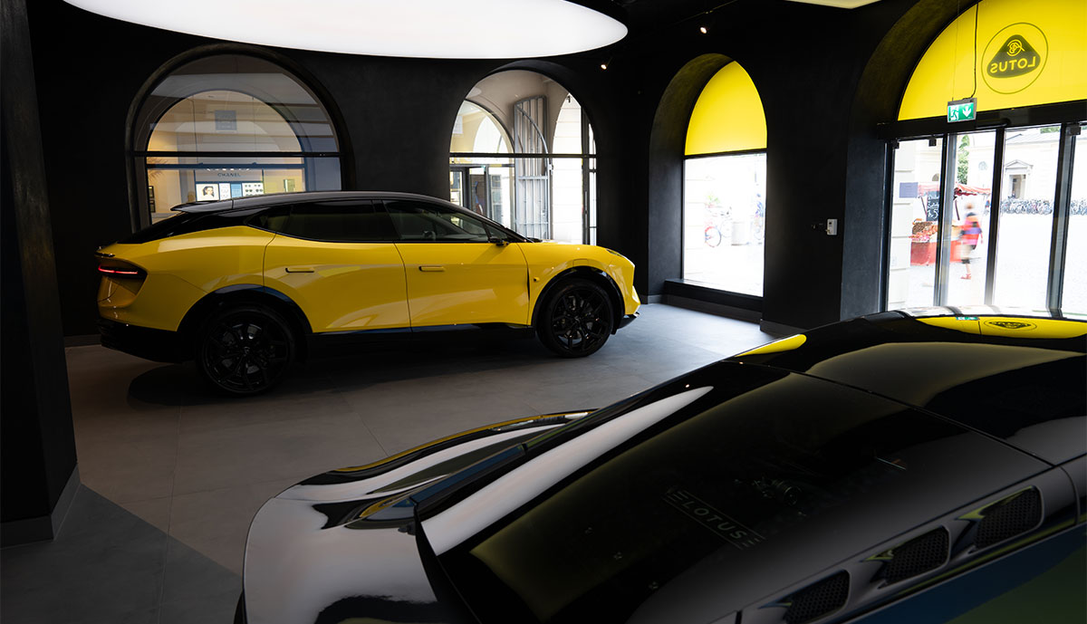 Lotus-Flagship-Store-Muenchen-2023-9