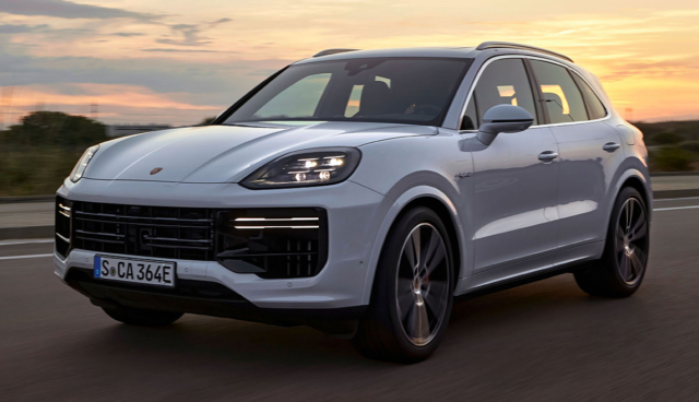 Porsche Cayenne Turbo E-Hybrid-2023-2-9