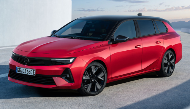 Opel-Astra-Sports-Tourer-Electric-2023-3