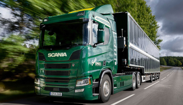 Scania-Plug-in-Hybrid-Lkw-Solarzellen