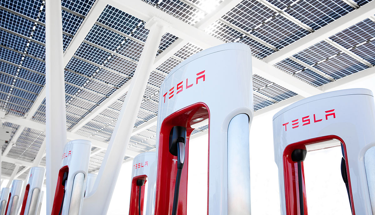 Tesla: Kostenlosesr Ladevorgang für Fremdfabrikate 